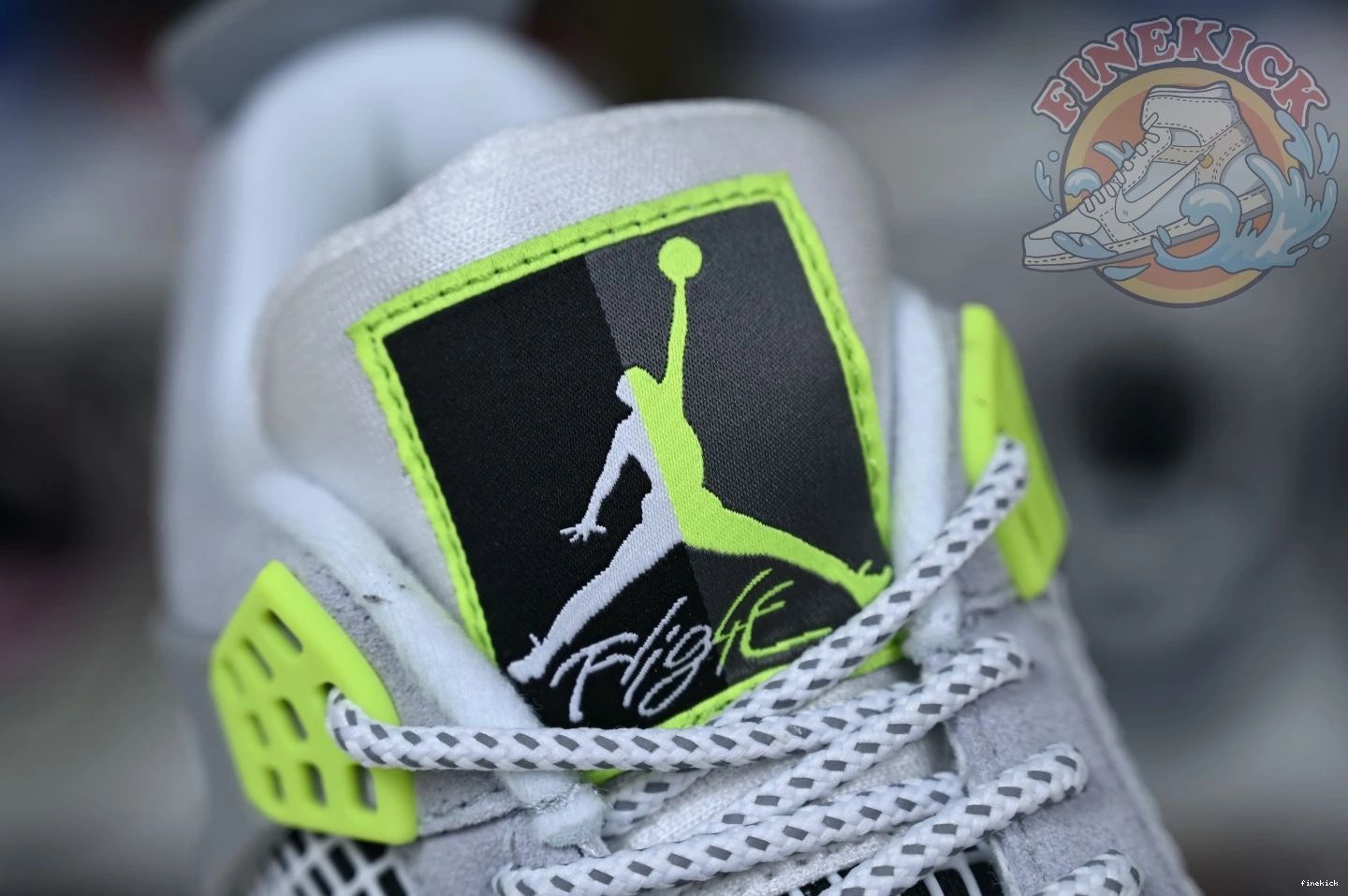 retro 4 Jordan se'95neon Air Jordan 0228
